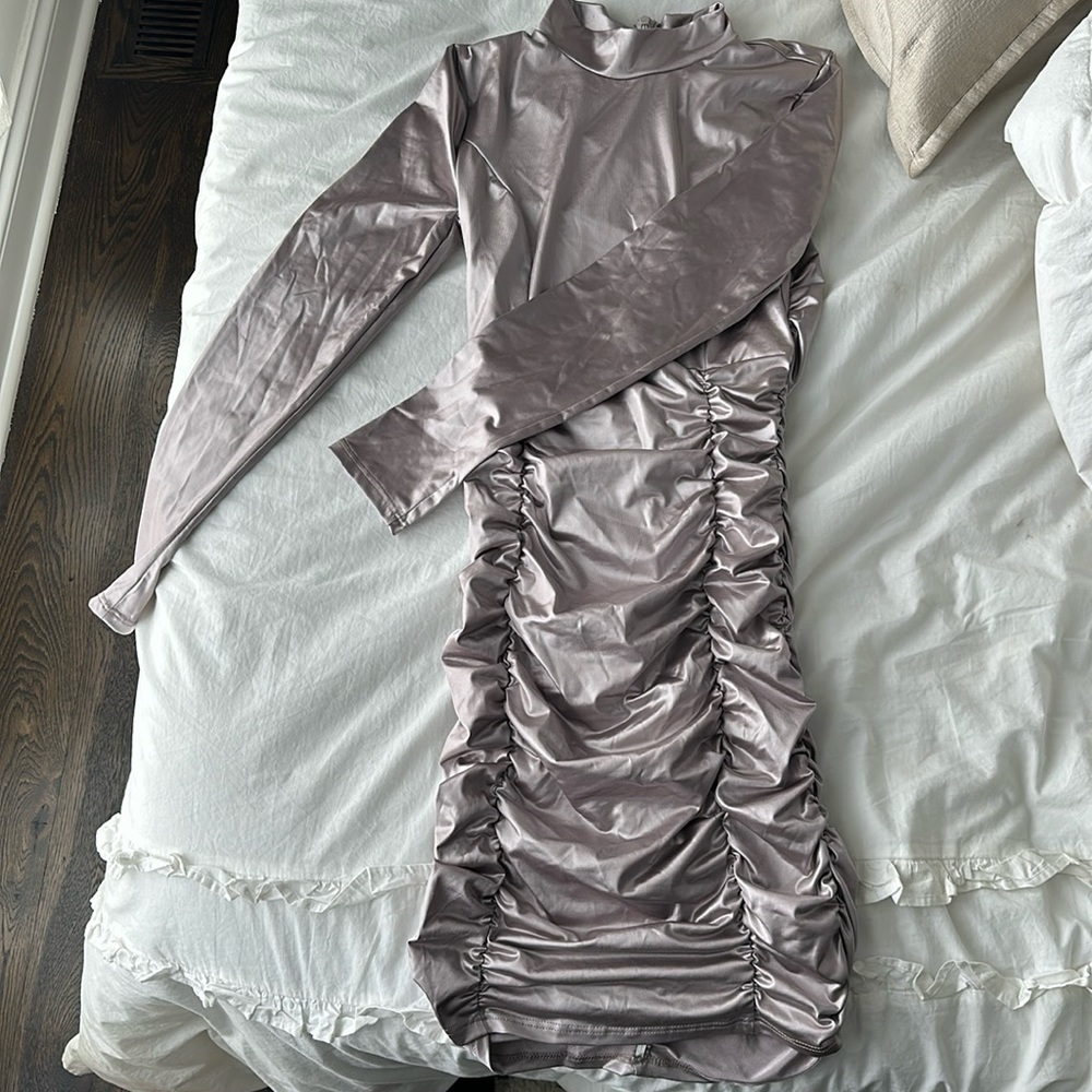 NWOT Sabora fitted mini dress